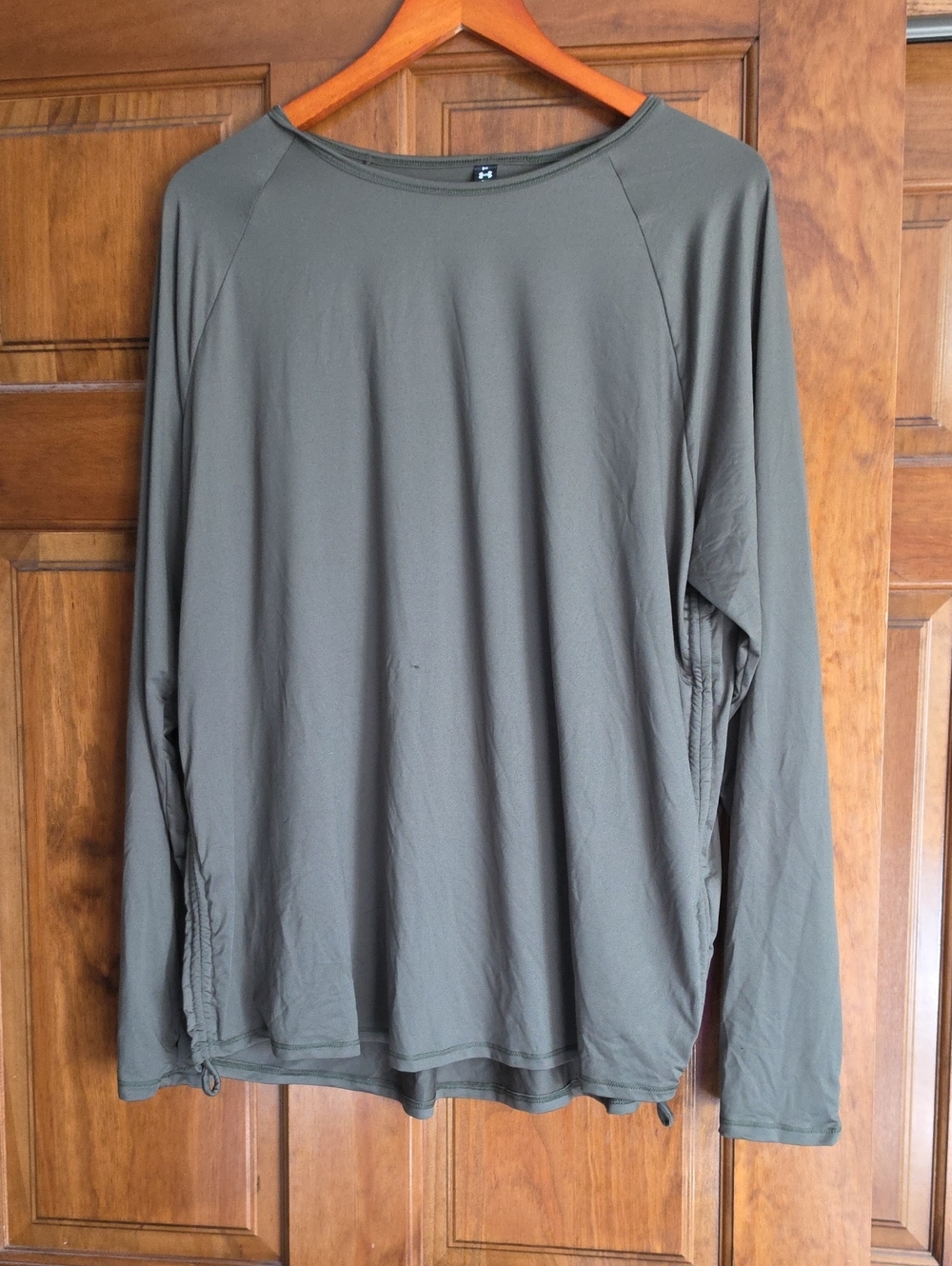 Under Armour Long-Sleeve Performance Top - Olive Green